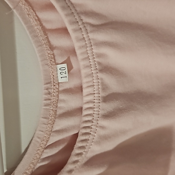 Girls pink leotard - Picture 2 of 3